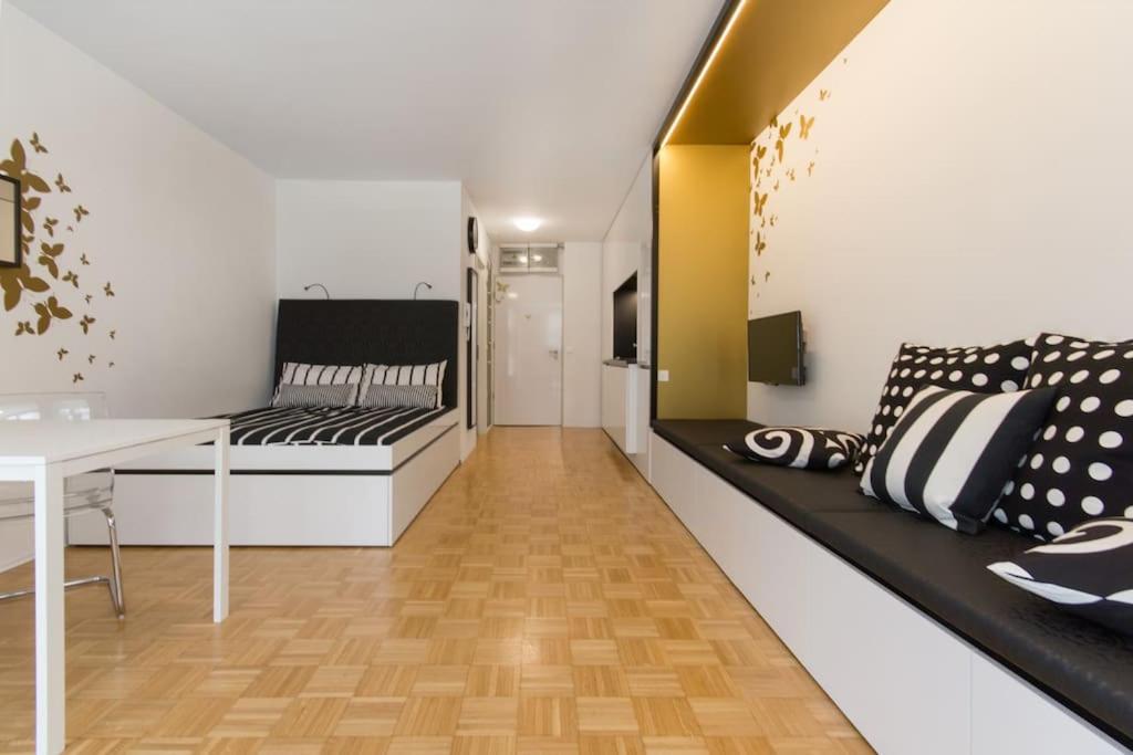 Gorgeous Central Flat With Garage Λιουμπλιάνα Εξωτερικό φωτογραφία
